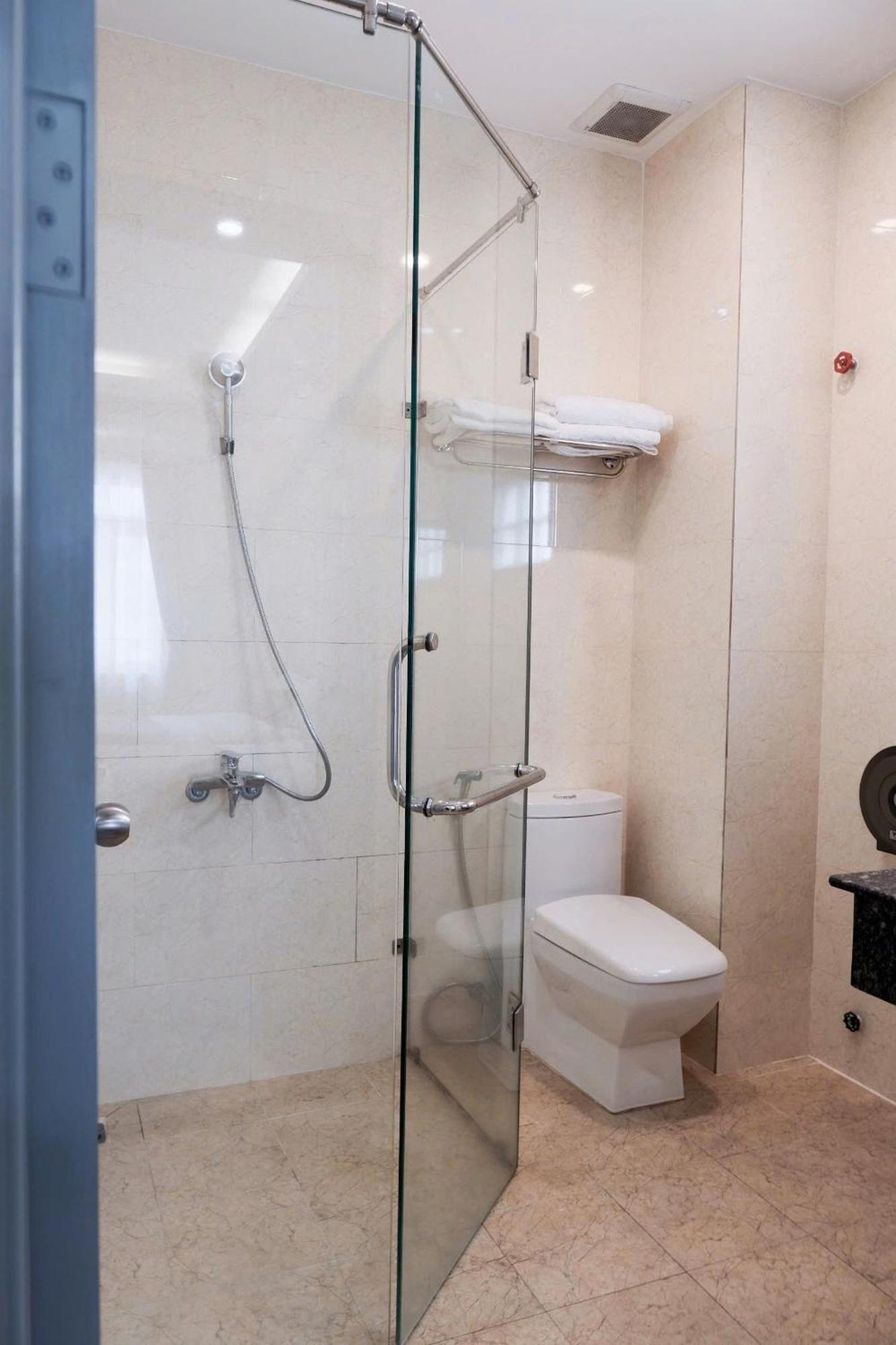 Ngoc Trai Vang Hotel Đà Lạt Extérieur photo